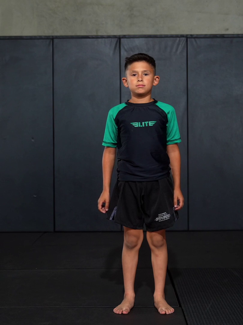 elite sports standard hi viz black short sleeve nogi kids bjj rash guard demo video