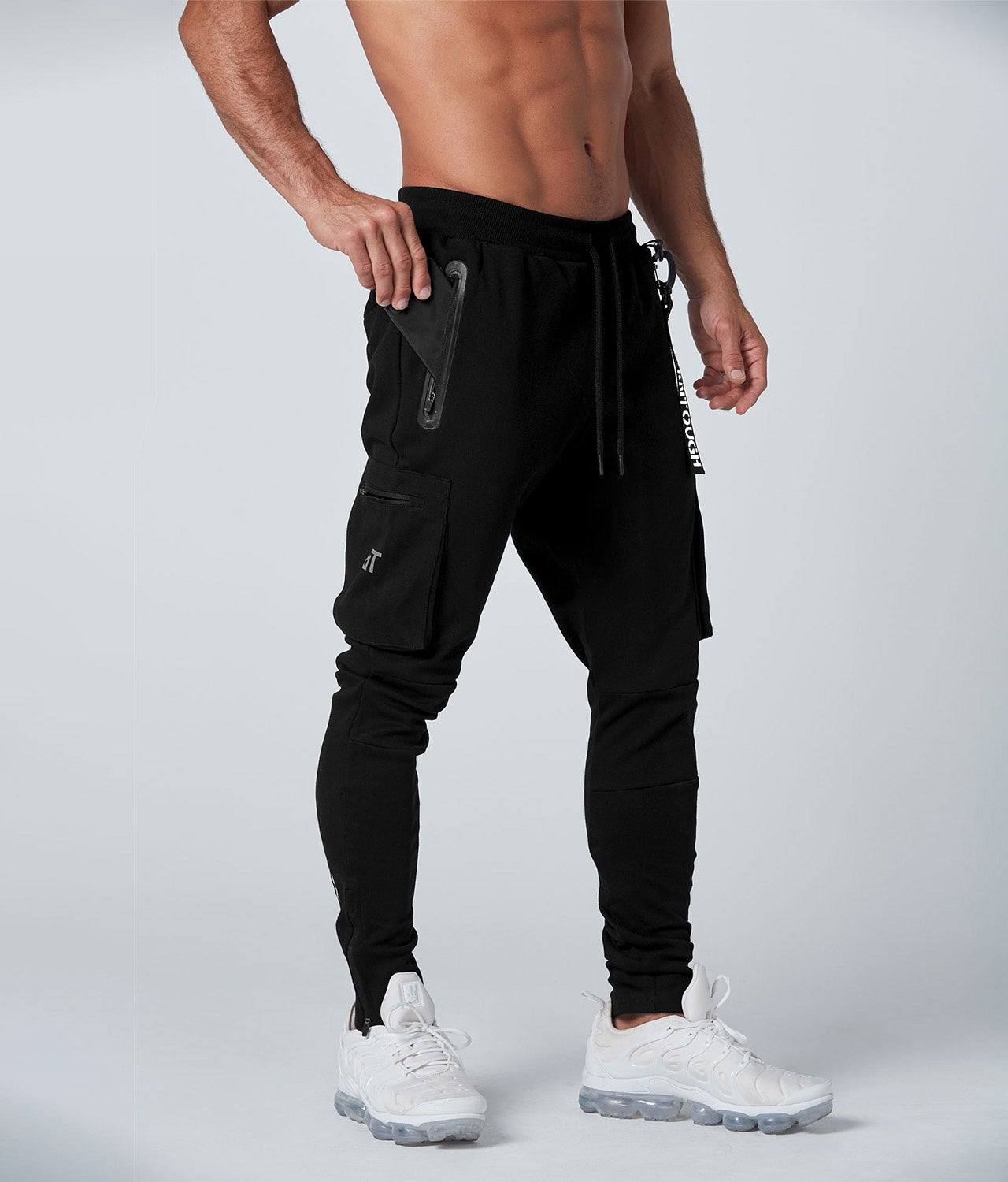 Optical white Tracksuit trousers in single-colour techno fabric - Buy  Online | Terranova