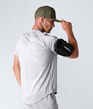 Born Tough Momentum Extended Back-Hem Short Sleeve T-Shirt For Men Steel Gray